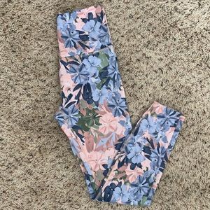 Beyond Yoga floral leggings